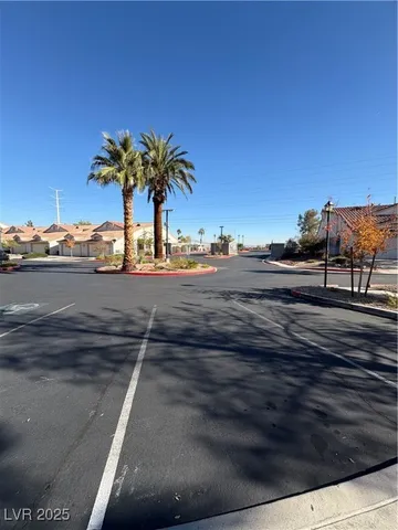 $1,700 | 855 North Stephanie Street, Unit 914, Henderson, NV 89014