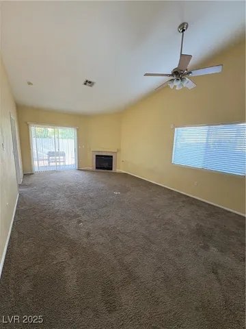 $1,700 | 855 North Stephanie Street, Unit 914, Henderson, NV 89014