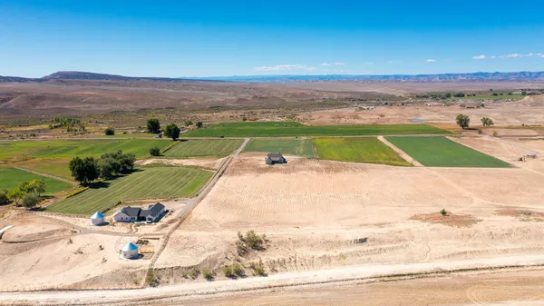 $895,000 | 1660 8 Road, Mack, CO 81525