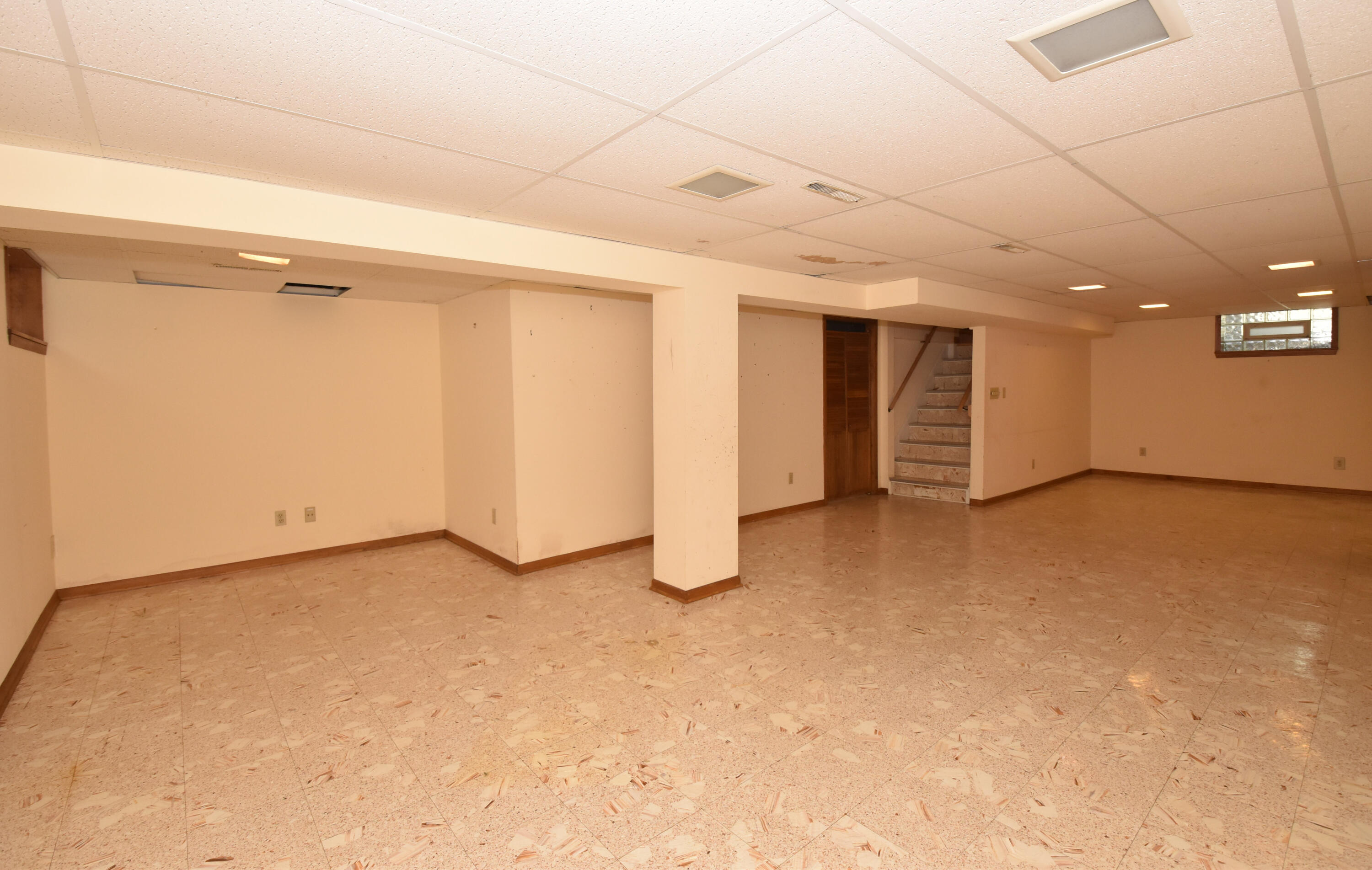 2205 Dwight Street Racine, WI 53403 - Photo 34 of 46 Lower Level
