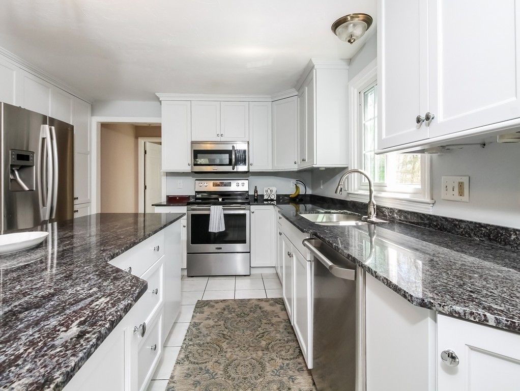9 Townline Road Franklin, MA 02038 - Photo 14 of 30 Gallery Image 14