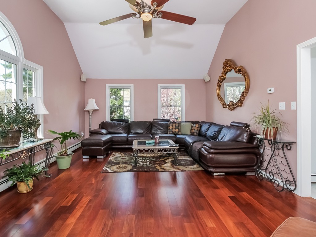 9 Townline Road Franklin, MA 02038 - Photo 18 of 30 Gallery Image 18