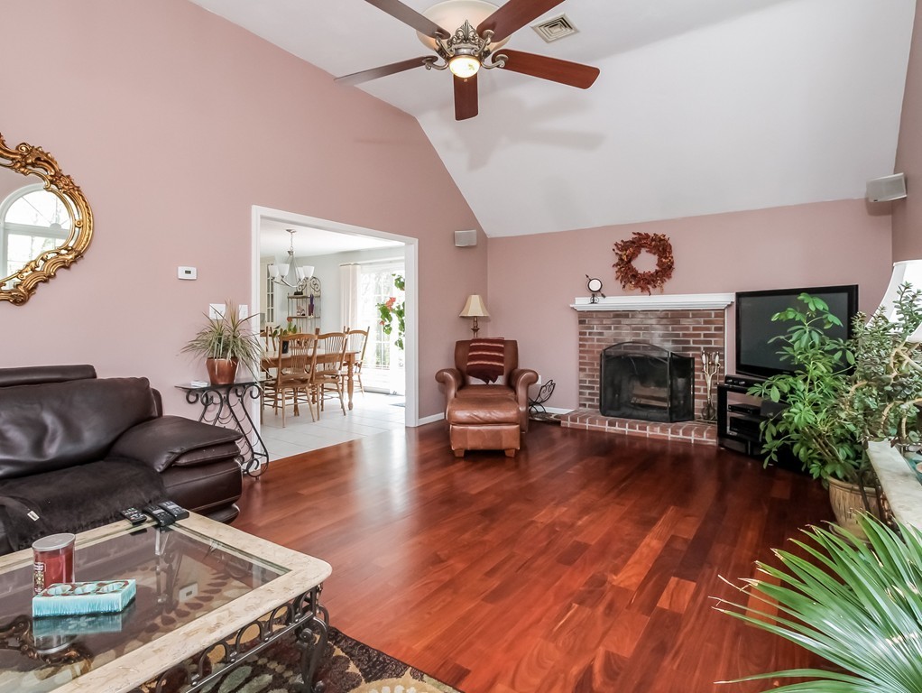 9 Townline Road Franklin, MA 02038 - Photo 19 of 30 Gallery Image 19