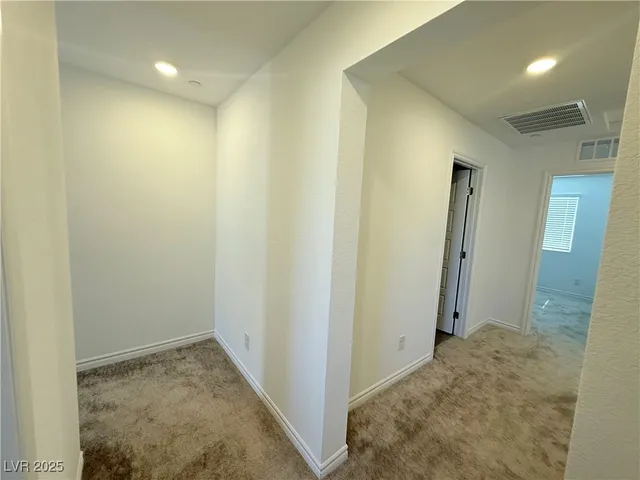 $1,950 | 10772 Astell Isle Court, Las Vegas, NV 89166