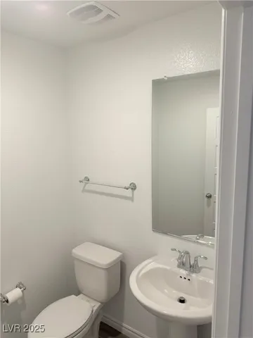 $1,950 | 10772 Astell Isle Court, Las Vegas, NV 89166