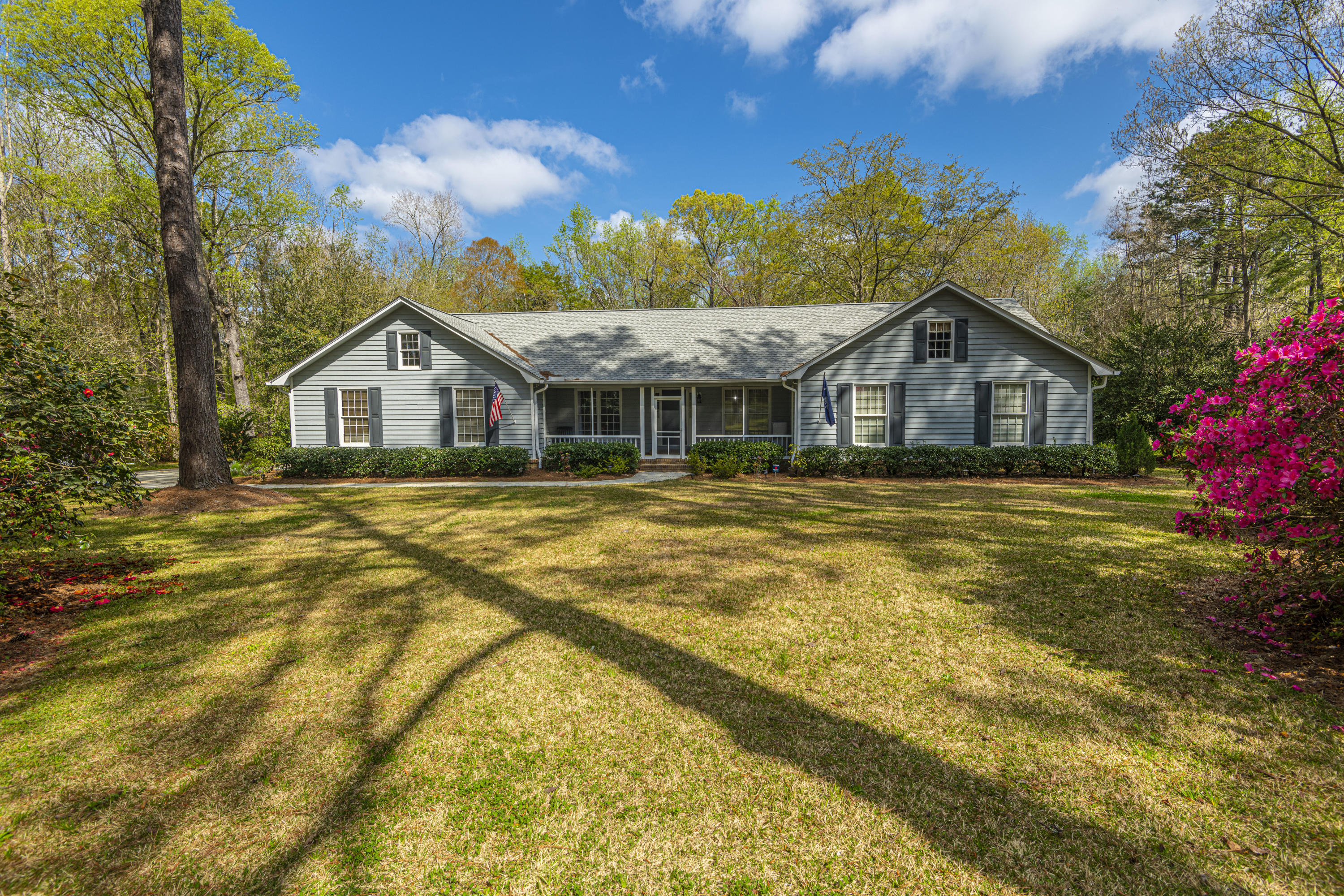 306 Huntington Road Summerville, SC 29483 - Photo 1 of 31 DSC_0011