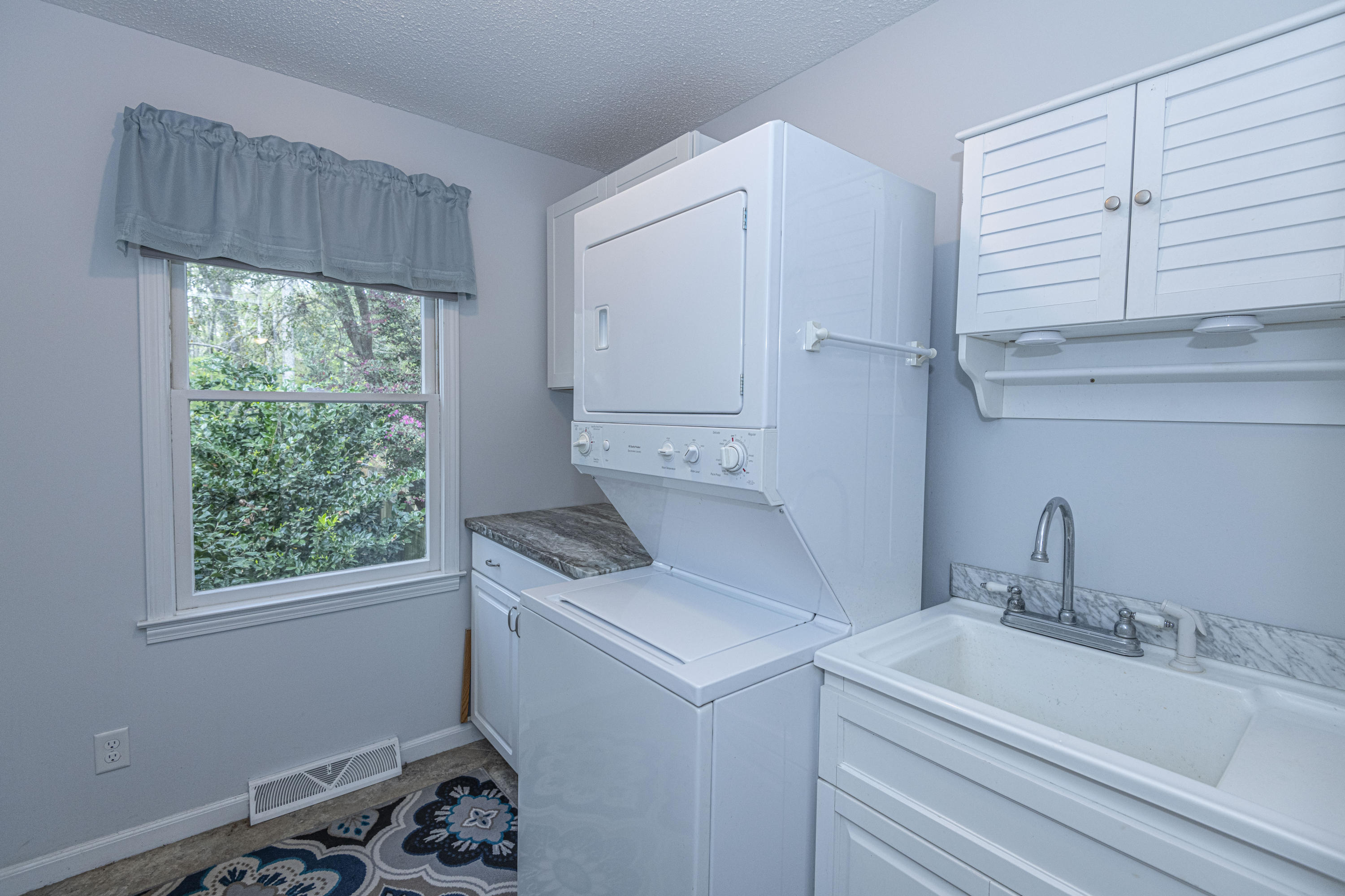 306 Huntington Road Summerville, SC 29483 - Photo 22 of 31 DSC_0049