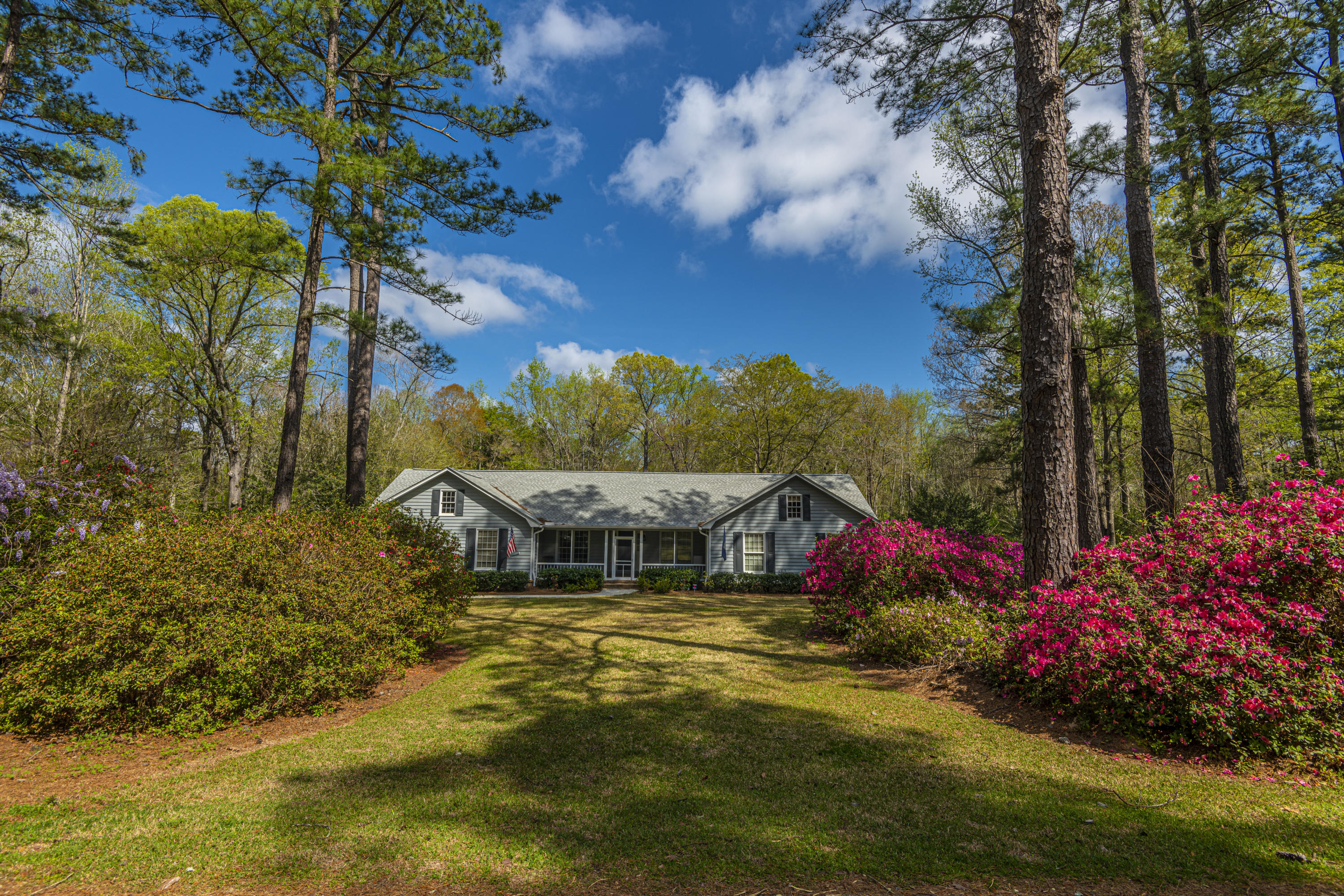 306 Huntington Road Summerville, SC 29483 - Photo 4 of 31 DSC_0012