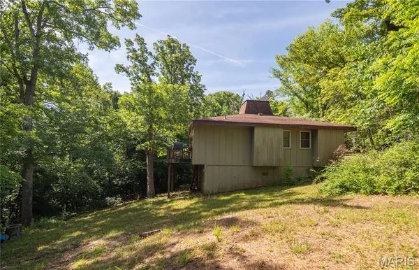 $215,000 | 198 Lakeview Drive, Van Buren, MO 63965