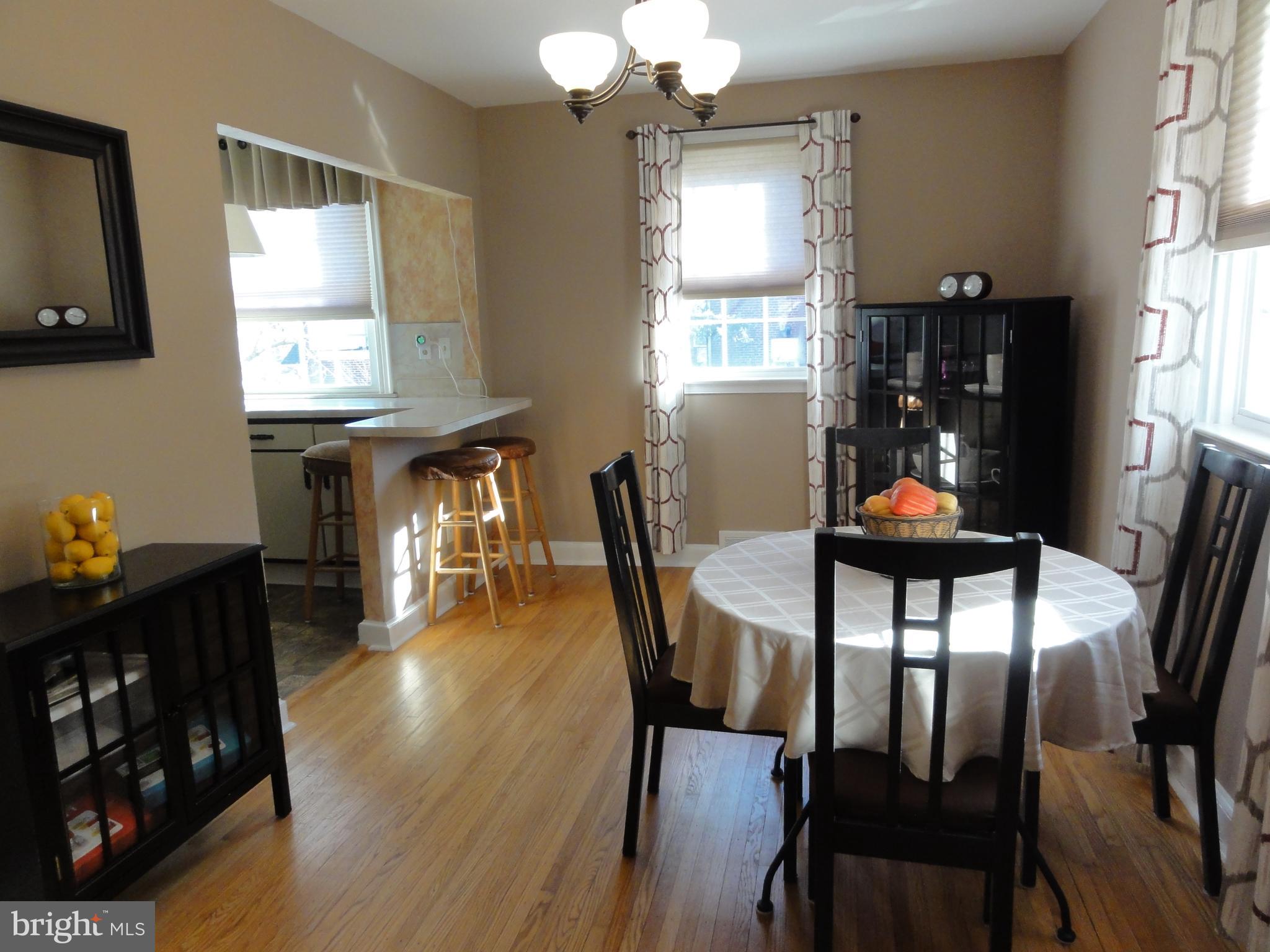 4054 Lasher Road Drexel Hill, PA 19026 - Photo 11 of 36 Dining Room