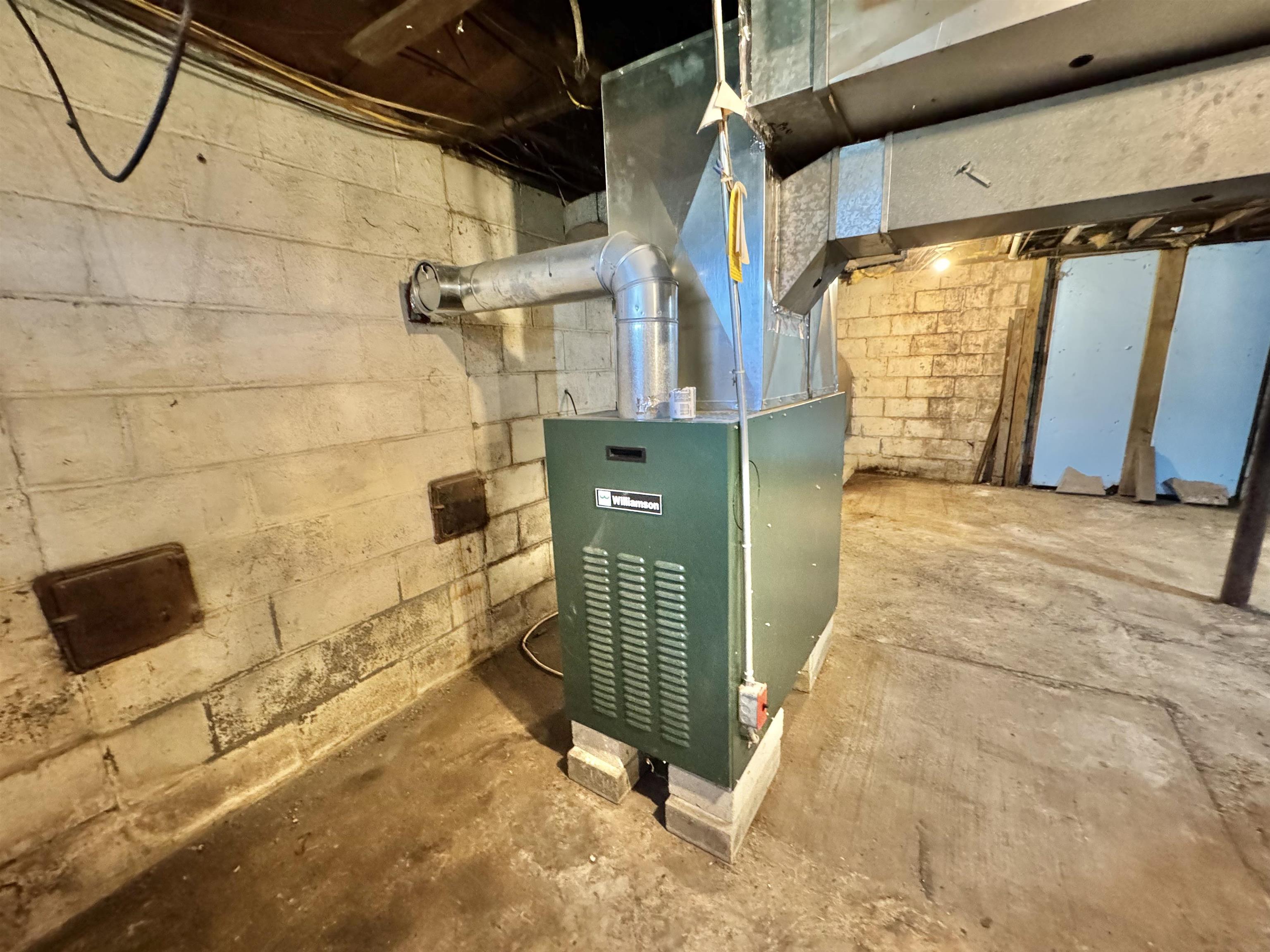 814 Brattleboro Road Hinsdale, NH 03451 - Photo 35 of 60