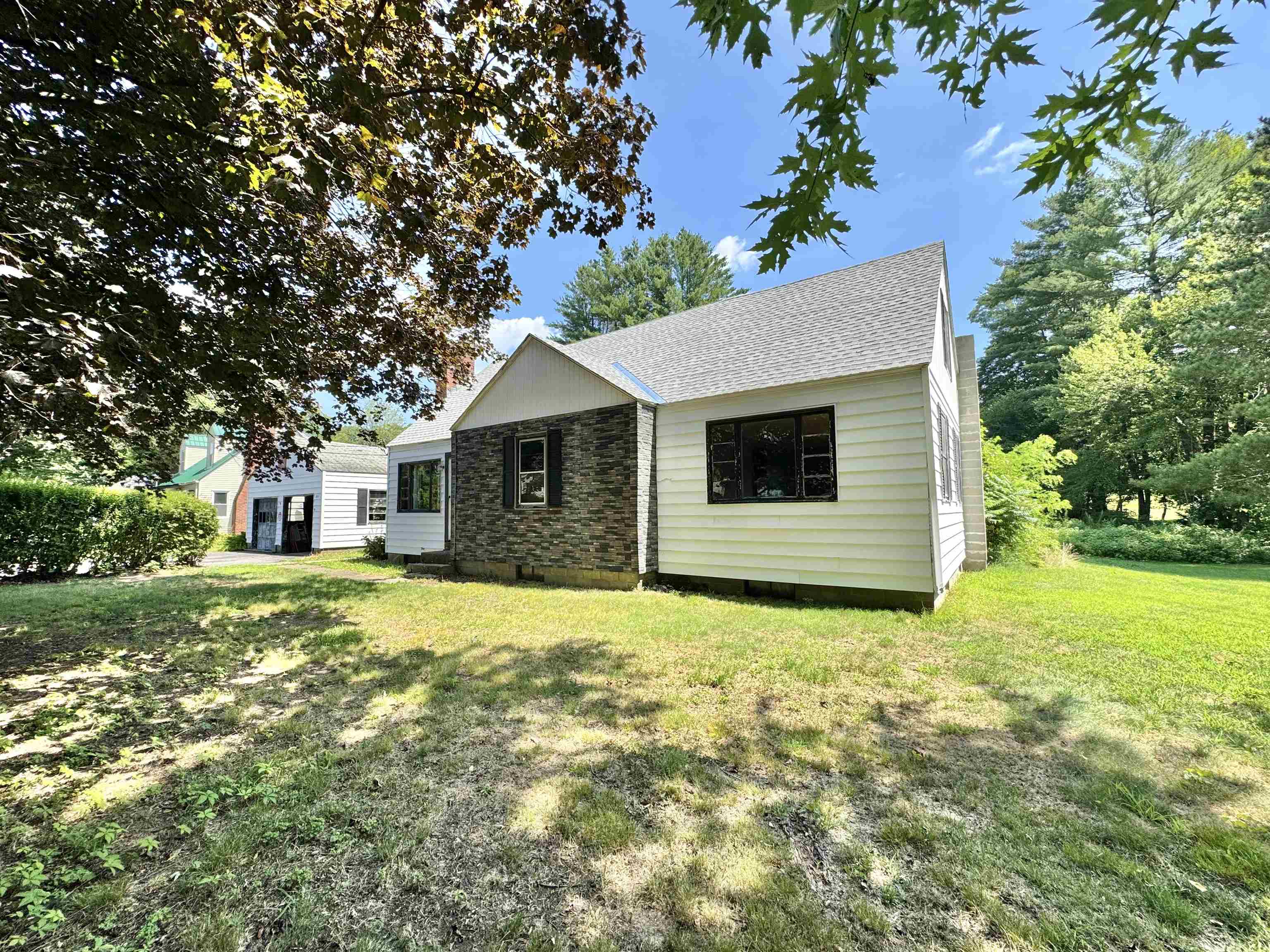 814 Brattleboro Road Hinsdale, NH 03451 - Photo 43 of 60