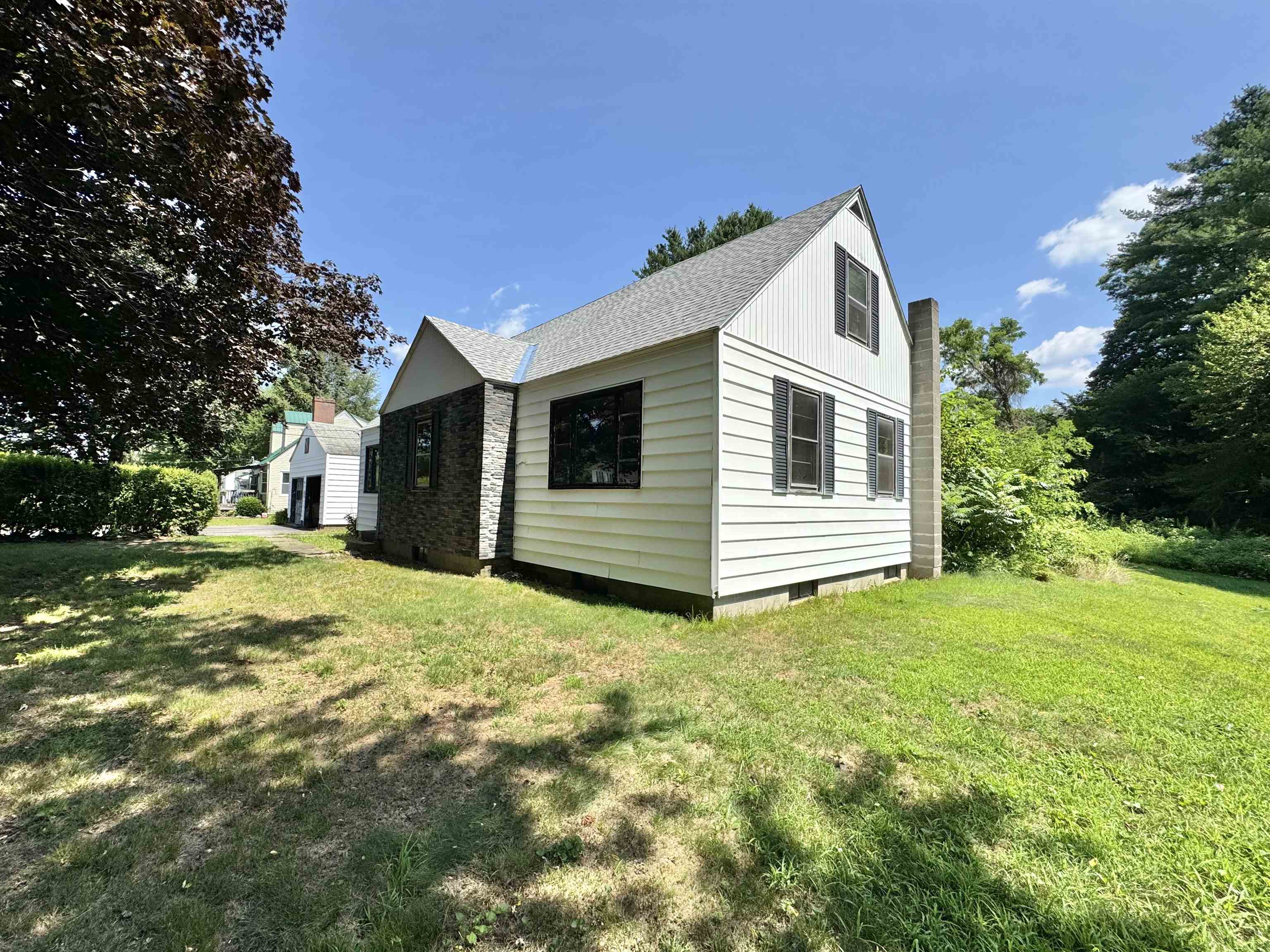 814 Brattleboro Road Hinsdale, NH 03451 - Photo 50 of 60