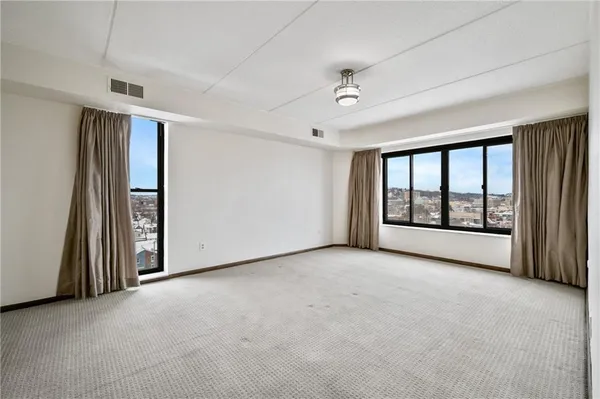 $319,900 | 363 South Highland Avenue, Unit 803, Pittsburgh, PA 15206