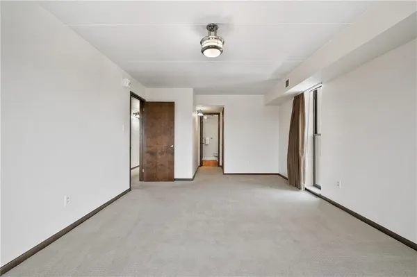 $319,900 | 363 South Highland Avenue, Unit 803, Pittsburgh, PA 15206