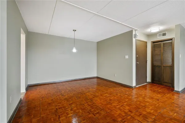 $319,900 | 363 South Highland Avenue, Unit 803, Pittsburgh, PA 15206