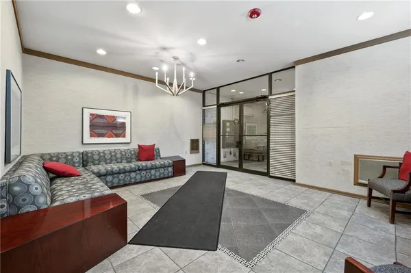 $319,900 | 363 South Highland Avenue, Unit 803, Pittsburgh, PA 15206