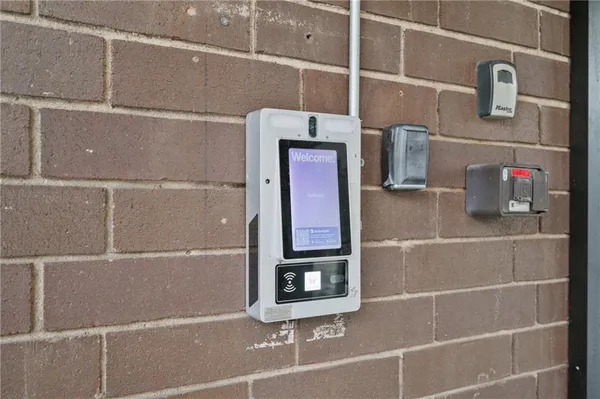 $319,900 | 363 South Highland Avenue, Unit 803, Pittsburgh, PA 15206