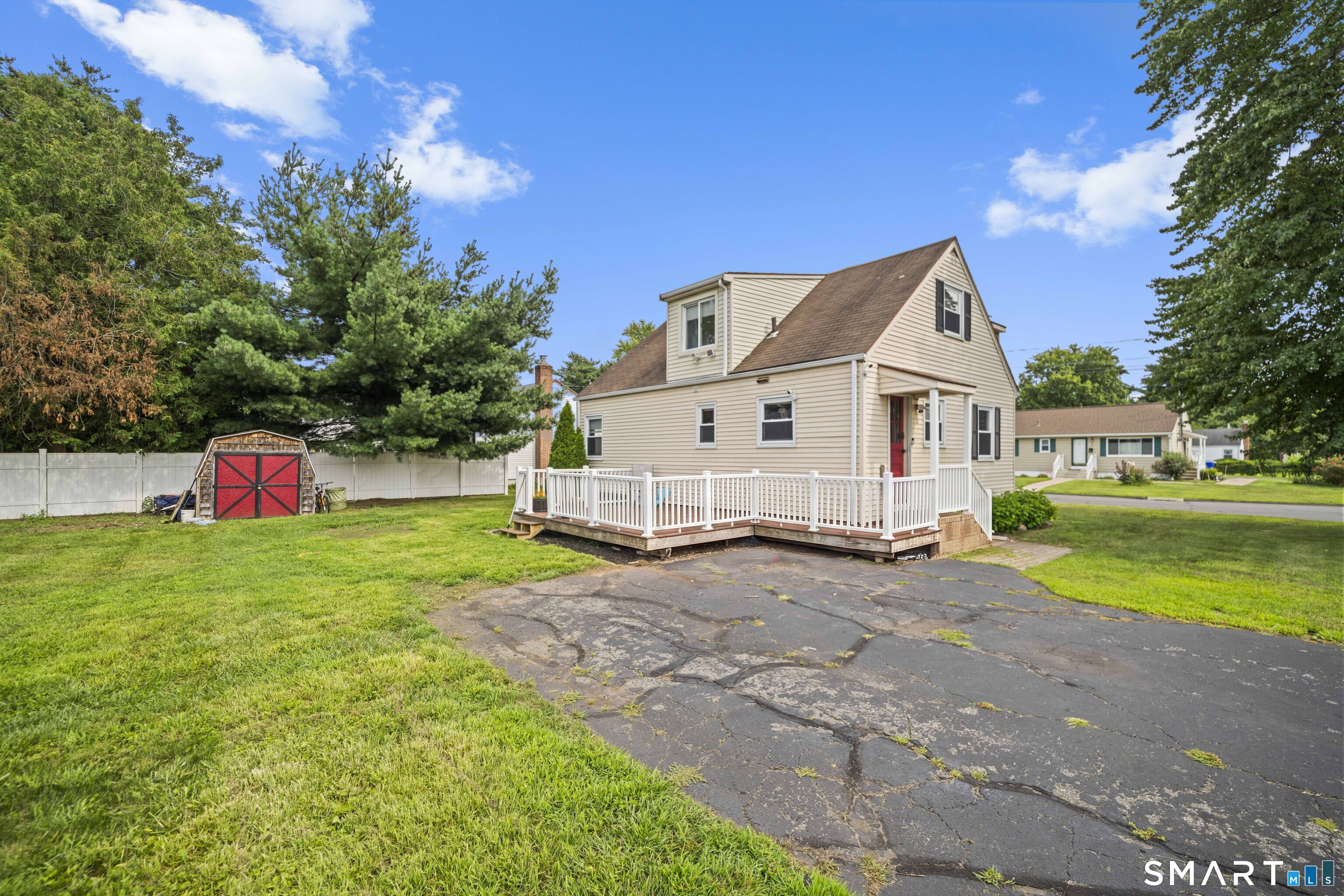 4 Eleanor Road East Hartford, CT 06118 - Photo 21 of 25 Gallery Image 21