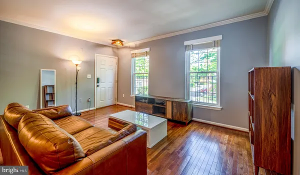$3,600 | 702 Norfolk Lane, Unit A, Alexandria, VA 22314