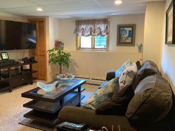 98 Indian Hill Road Worcester, MA 01606 - Photo 21 of 34 Gallery Image 21
