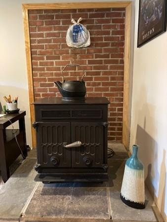 98 Indian Hill Road Worcester, MA 01606 - Photo 23 of 34 Gallery Image 23
