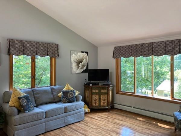 98 Indian Hill Road Worcester, MA 01606 - Photo 4 of 34 Gallery Image 4