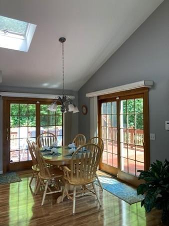 98 Indian Hill Road Worcester, MA 01606 - Photo 5 of 34 Gallery Image 5