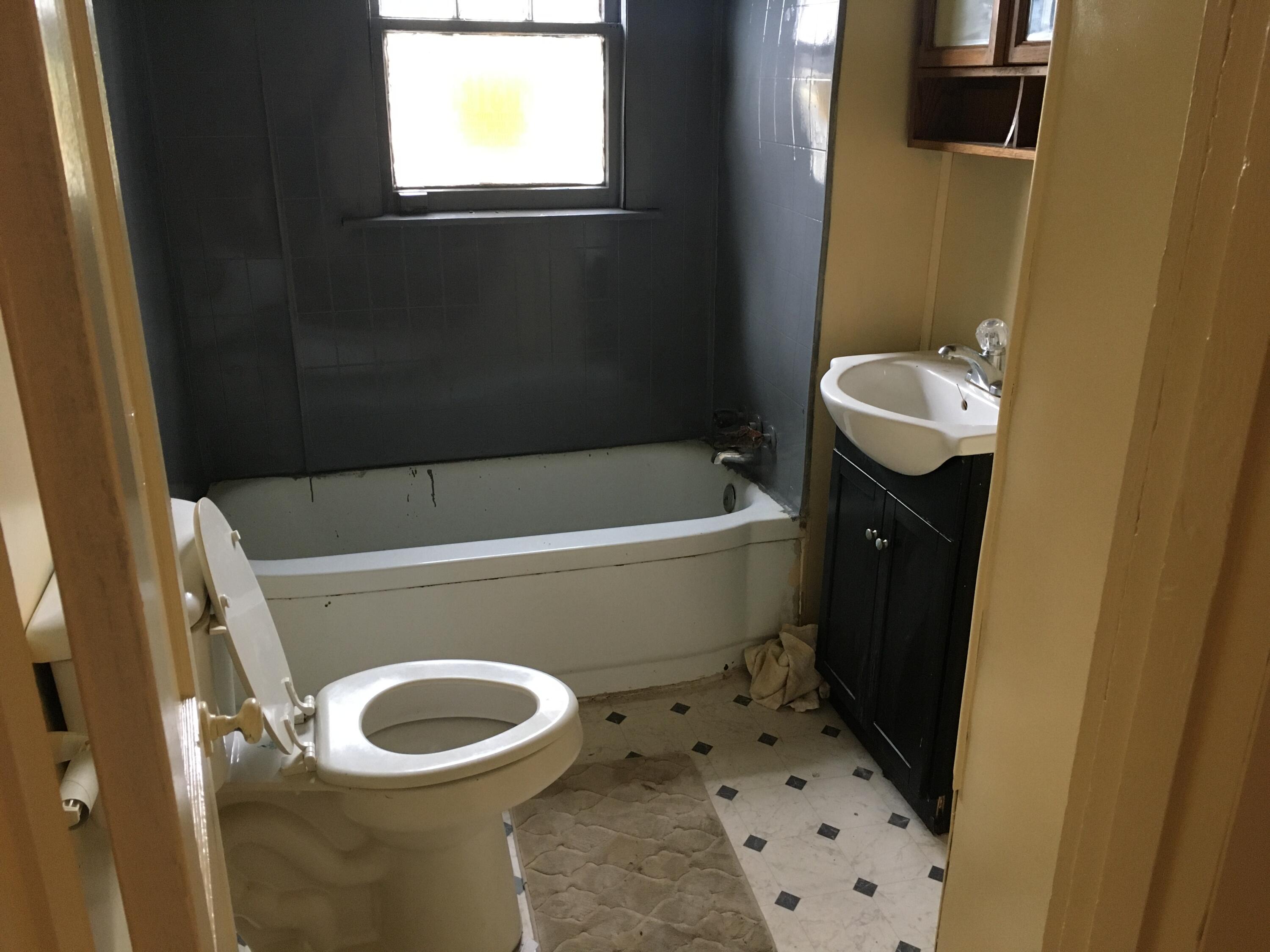 102 Ellenwood Road Middlesboro, KY 40965 - Photo 6 of 16 47DCA62C-F778-4575-8673-F762F8877B76