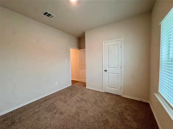 $2,500 | 3917 Oakcrest Lane, Princeton, TX 75407