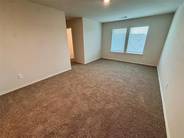 $2,500 | 3917 Oakcrest Lane, Princeton, TX 75407
