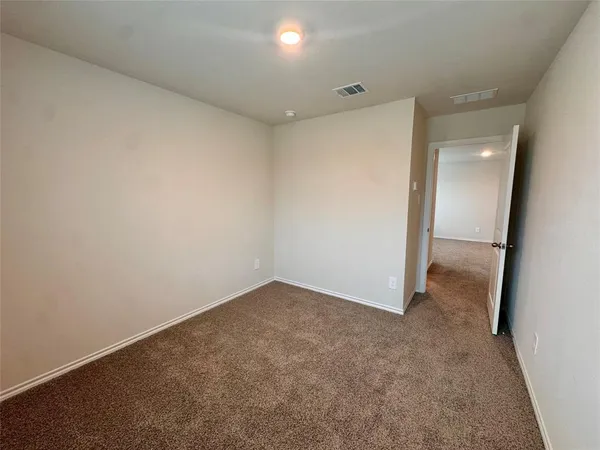 $2,500 | 3917 Oakcrest Lane, Princeton, TX 75407
