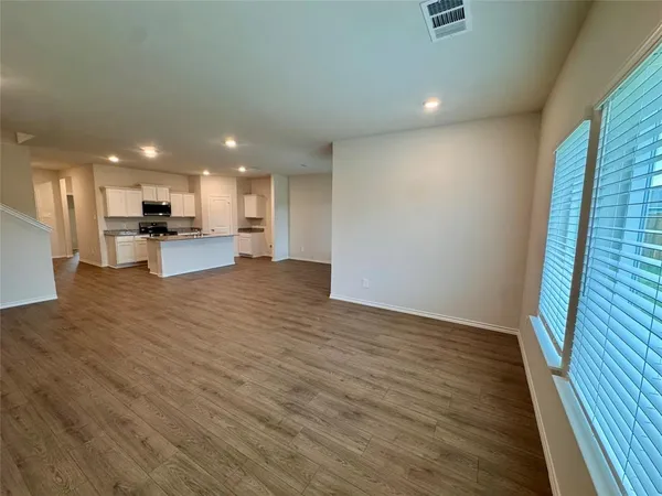 $2,500 | 3917 Oakcrest Lane, Princeton, TX 75407