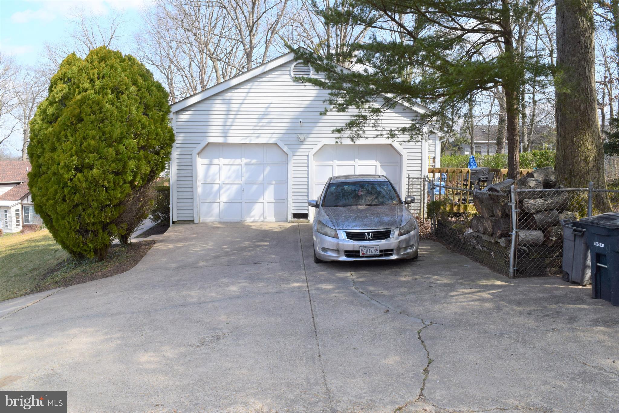 12901 Bentley Grove Place Laurel, MD 20708 - Photo 29 of 29 Garage