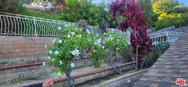 $6,750 | 5667 Heatherdale Drive, Los Angeles, CA 90043