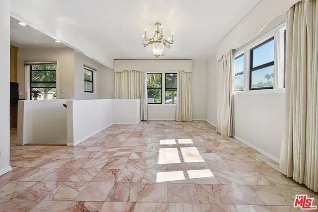 $6,750 | 5667 Heatherdale Drive, Los Angeles, CA 90043