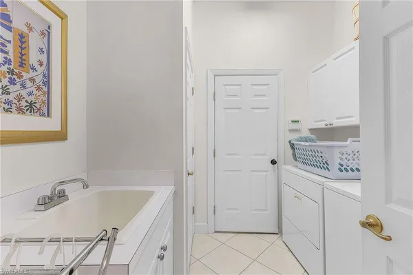 a view of a garden with a tree