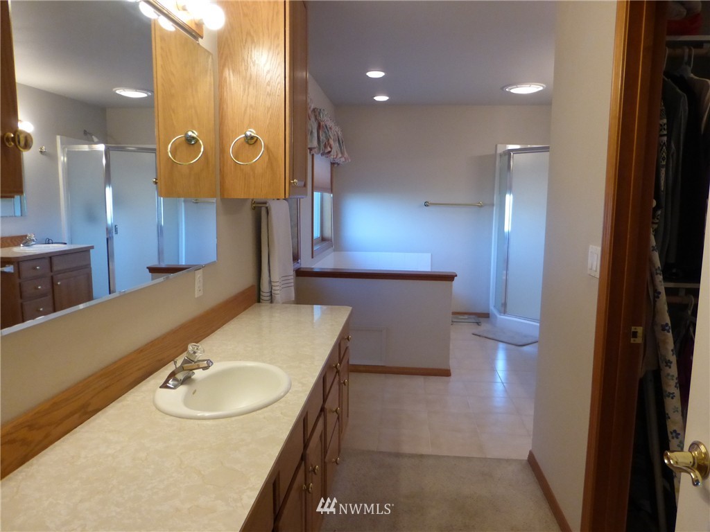 5869 Ridgeview Dr Loop Northeast Moses Lake, WA 98837 - Photo 16 of 24