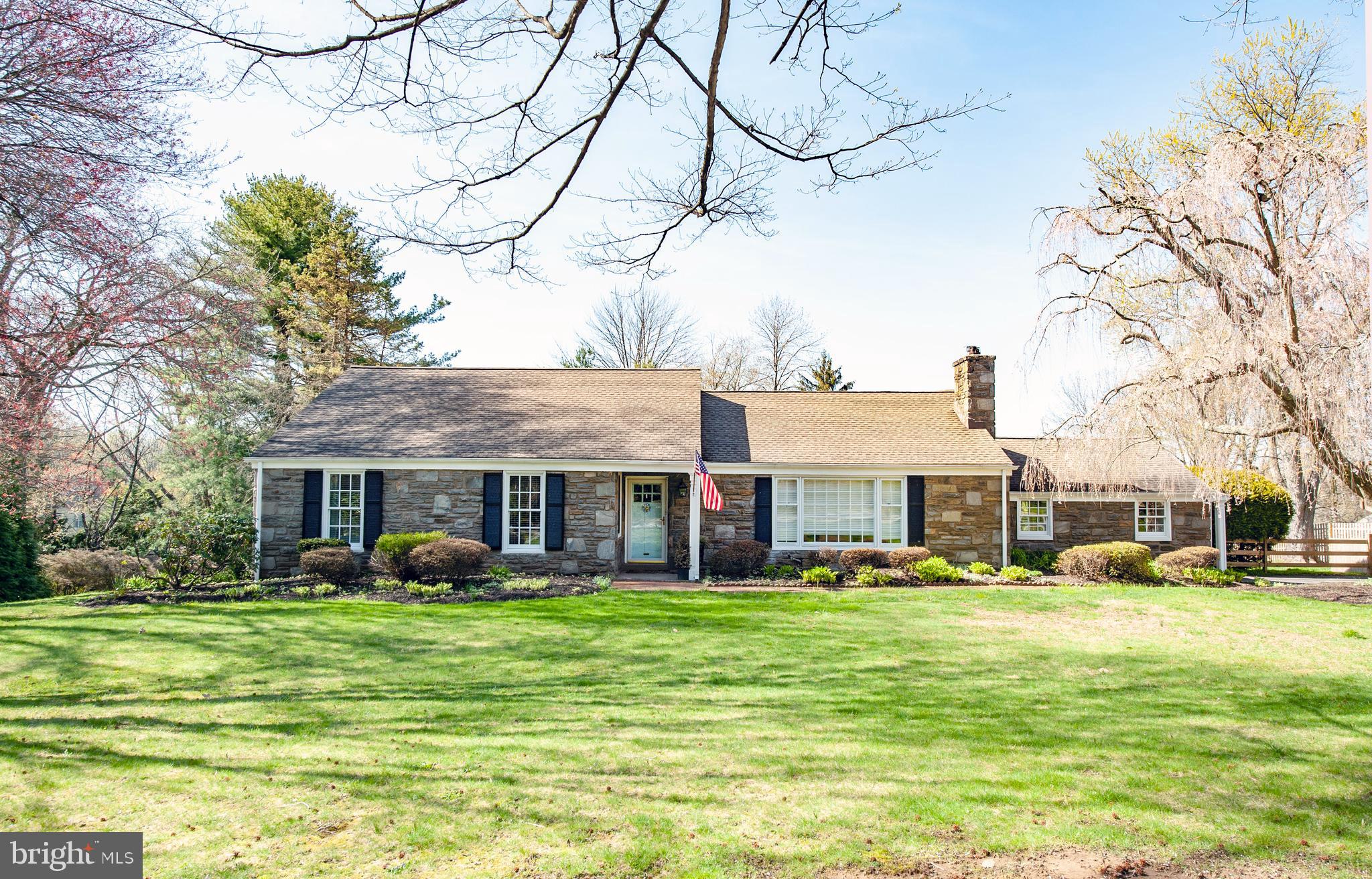 724 Knox Road Villanova, PA 19085 - Photo 2 of 30