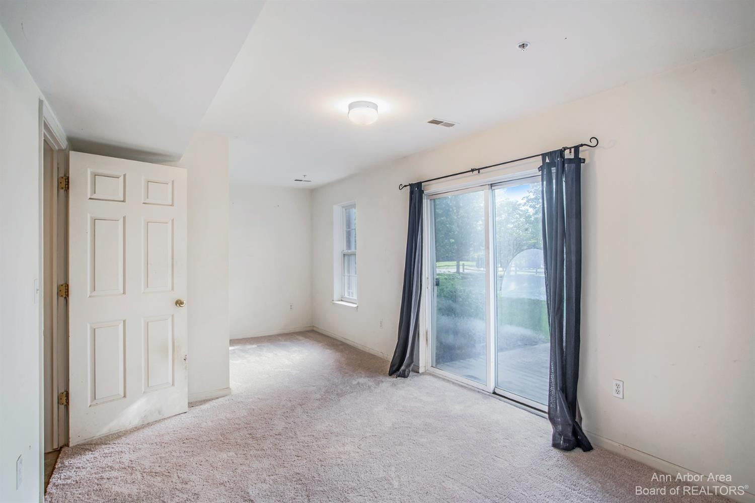 609 Cherry Orchard Road, Unit 141 Canton, MI 48188 - Photo 33 of 40 Photo 33
