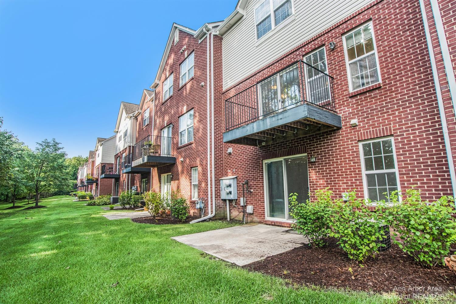 609 Cherry Orchard Road, Unit 141 Canton, MI 48188 - Photo 36 of 40 Photo 36