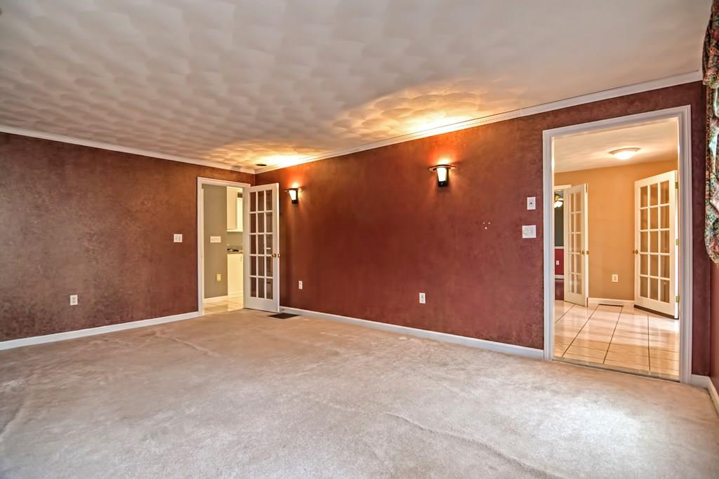 292 Candlestick Road North Andover, MA 01845 - Photo 16 of 42 Gallery Image 16