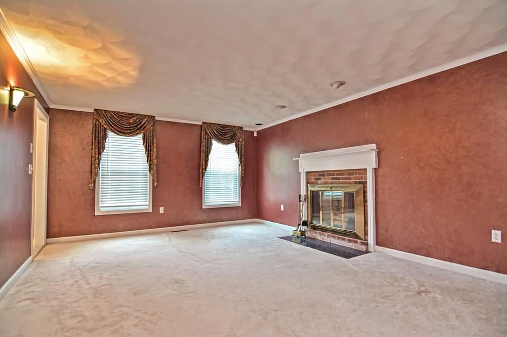 292 Candlestick Road North Andover, MA 01845 - Photo 17 of 42 Gallery Image 17