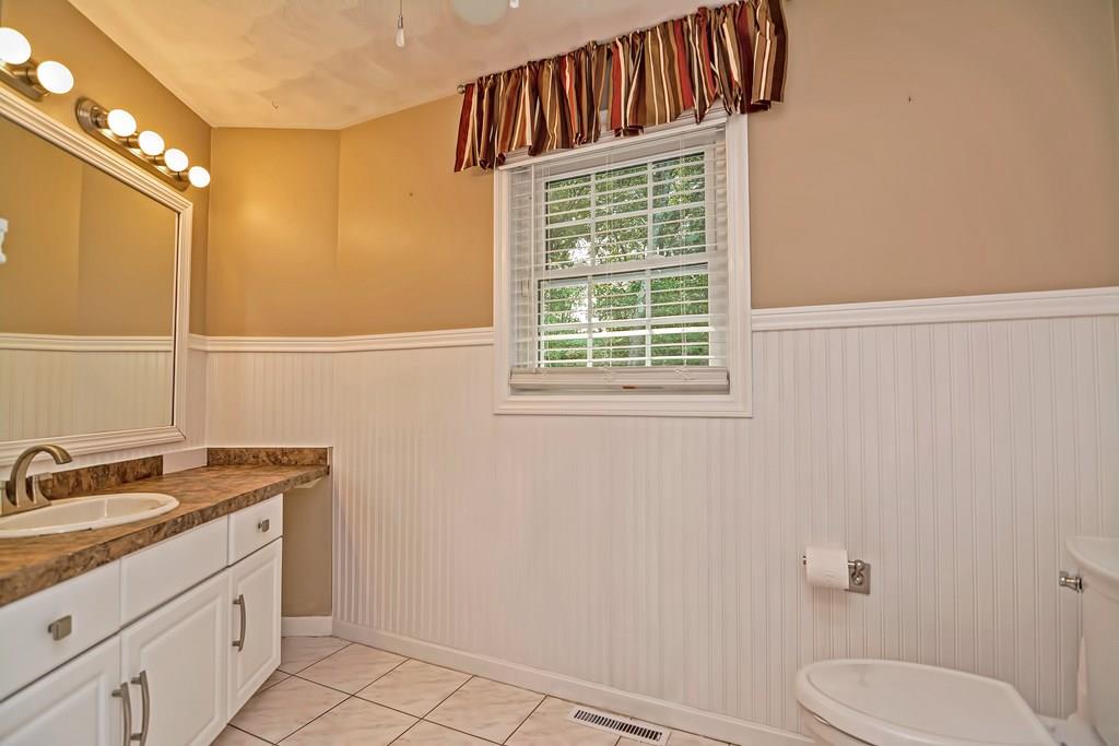 292 Candlestick Road North Andover, MA 01845 - Photo 20 of 42 Gallery Image 20