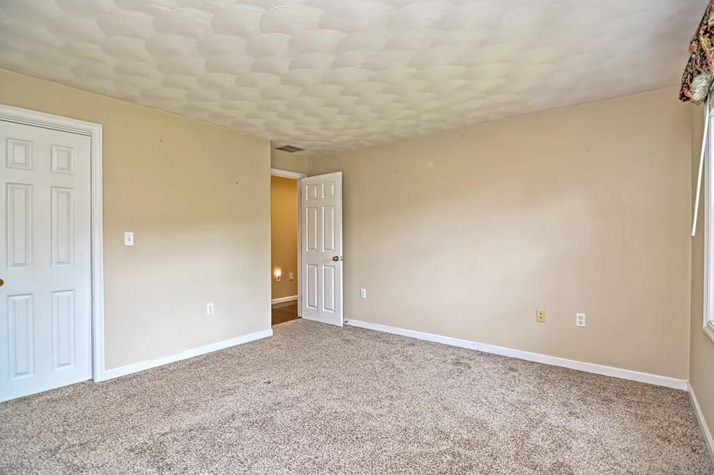 292 Candlestick Road North Andover, MA 01845 - Photo 24 of 42 Gallery Image 24