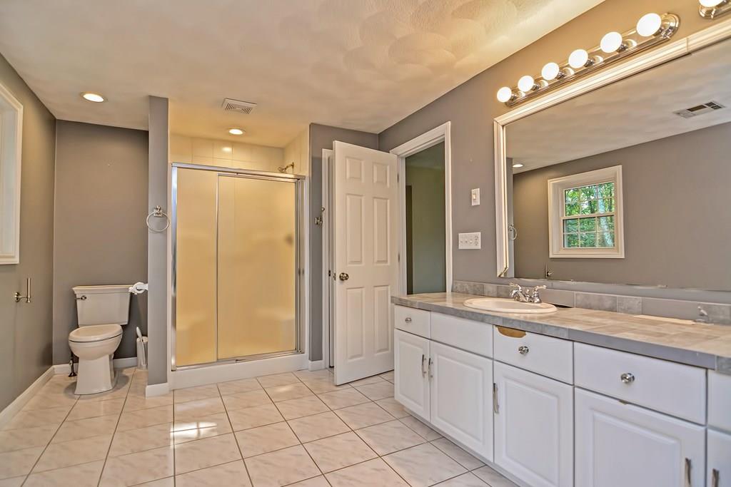 292 Candlestick Road North Andover, MA 01845 - Photo 32 of 42 Gallery Image 32