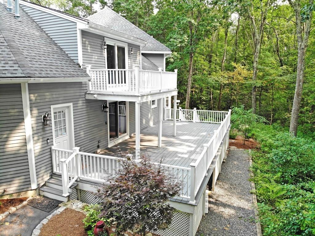 292 Candlestick Road North Andover, MA 01845 - Photo 4 of 42 Gallery Image 4