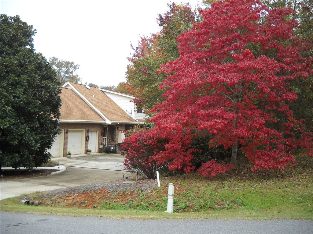 3901 Turnberry Loop Seneca, SC 29678 - Photo 14 of 25 Gallery Image 14