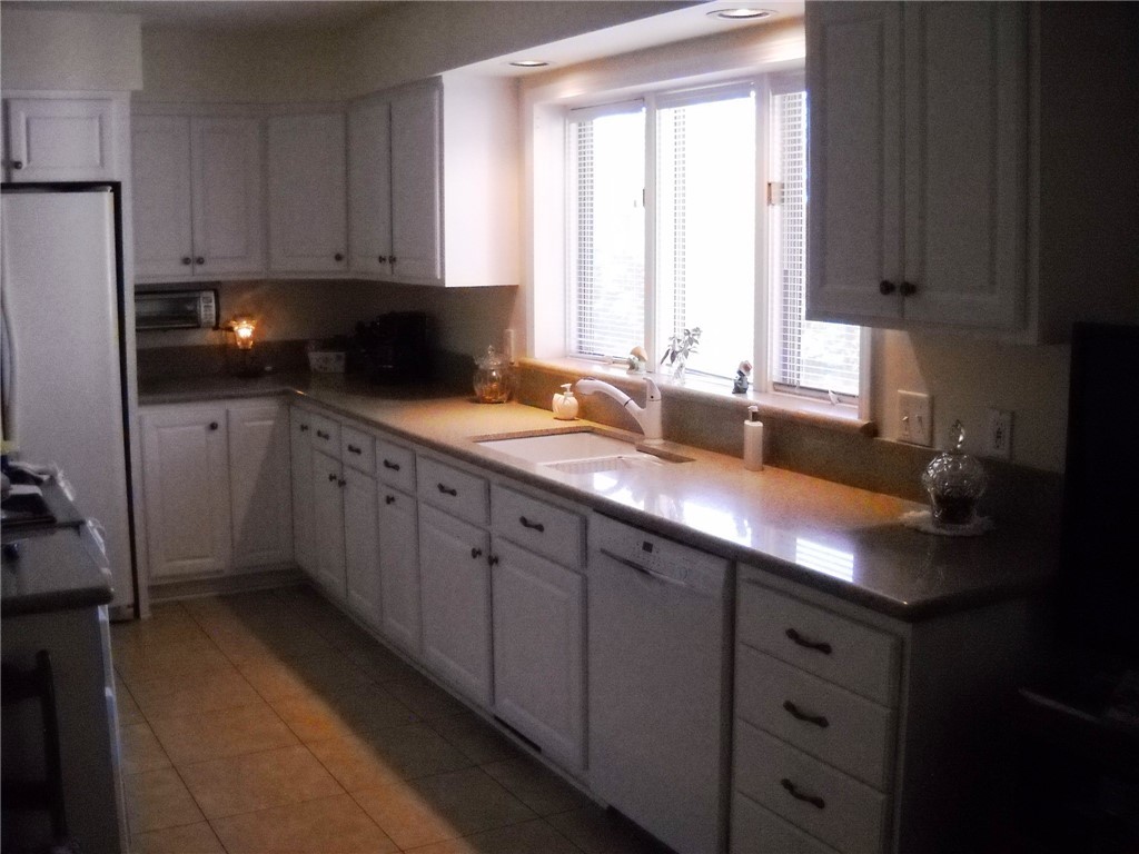 3901 Turnberry Loop Seneca, SC 29678 - Photo 6 of 25 Gallery Image 6