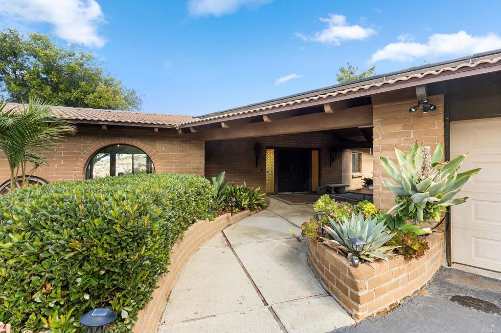 15735 Highland Valley Road Escondido, CA 92025 - Photo 13 of 50